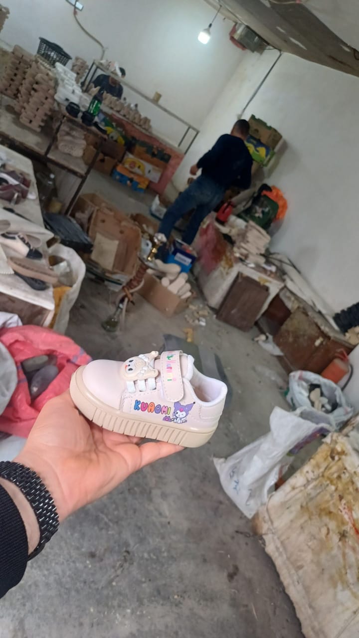 تولید و پخش عمده کفش بچگانه تن تراب در پاکدشت